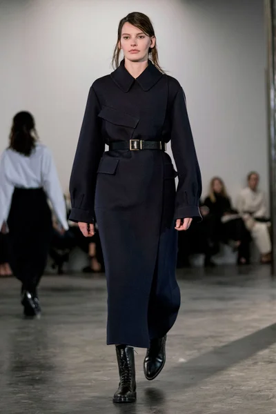 Look 26